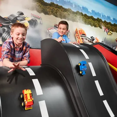 Build and Test | LEGOLAND Discovery Center